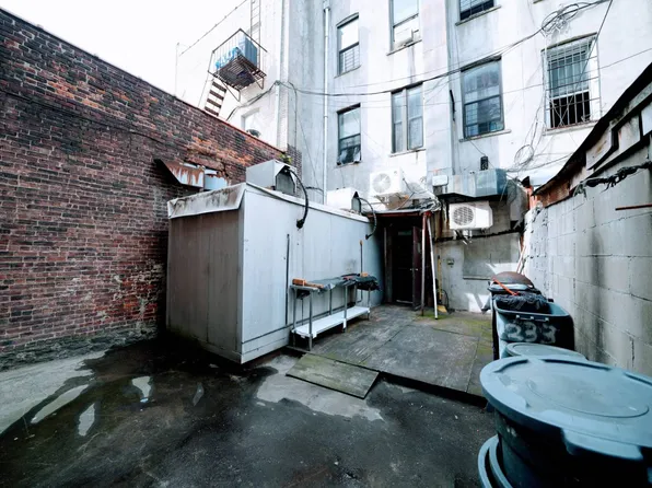 233 Utica Avenue image 14 of 23