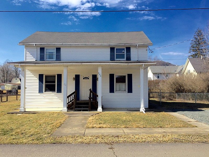 1st image of 206 Seeley St