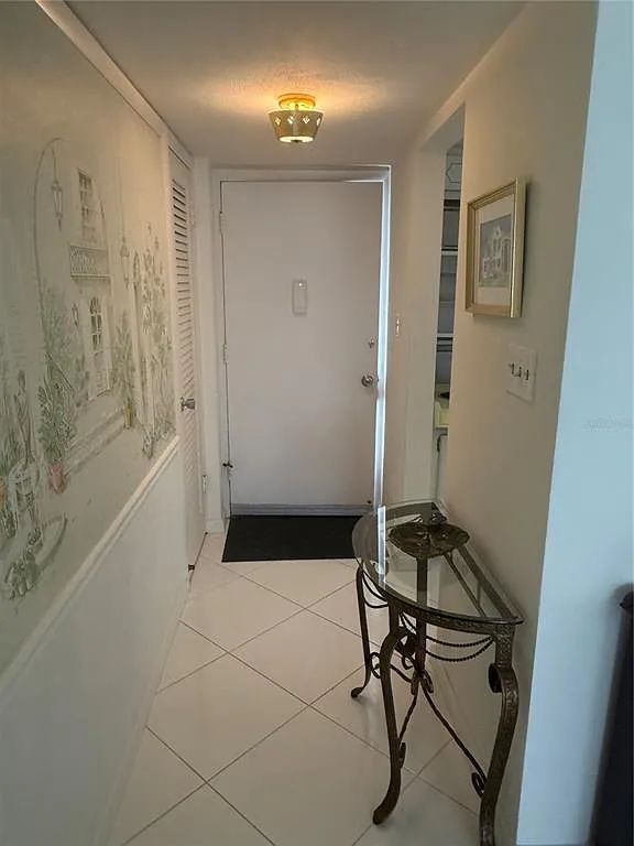 2 bed, 2.0 bath, 882 sqft, $2,500 — Photo 4