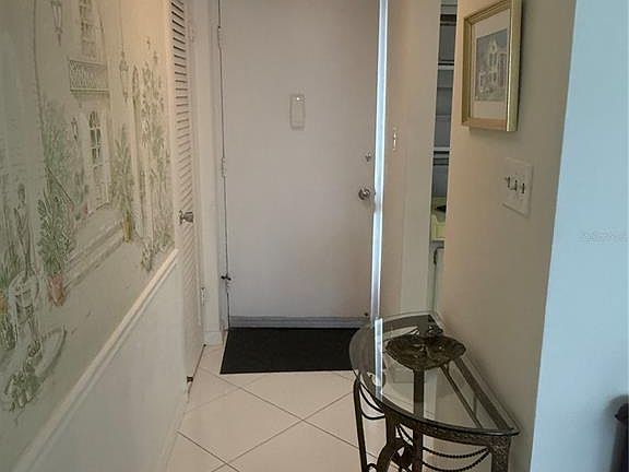 4th image of 775 John Ringling Blvd #33