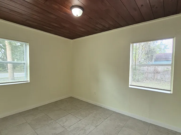 616 S Kentucky Ave — Photo 33