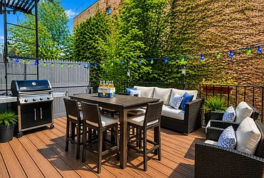 653 6th Avenue, #2