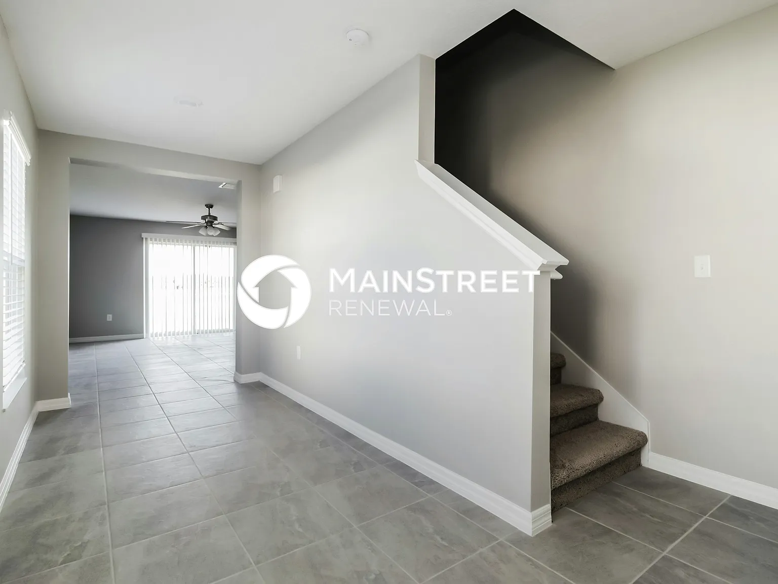 135 Columbia Dr — Photo 4