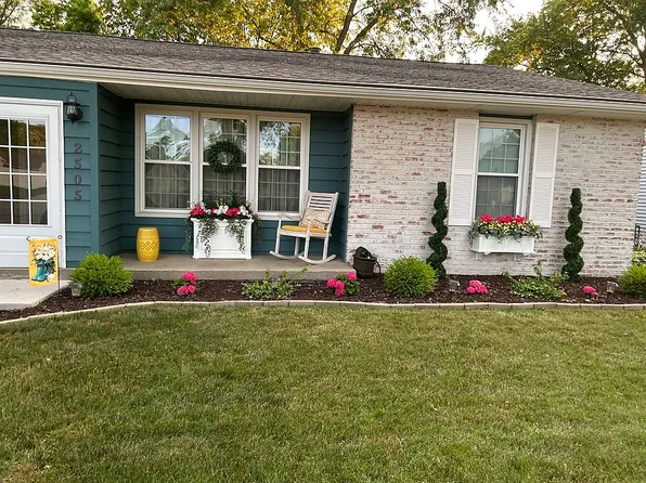2505 S Anderson St, Urbana, IL 61801
