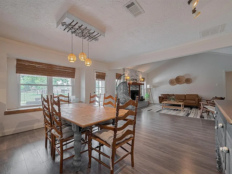 9526 Sandy Ln — Photo 14
