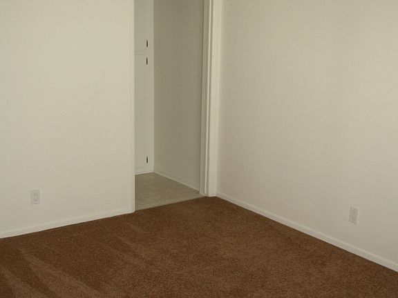 5th image of 1530 Granville Ave APT 10