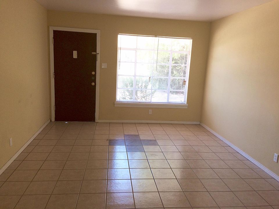 1st image of 1200 N Ochoa St #7