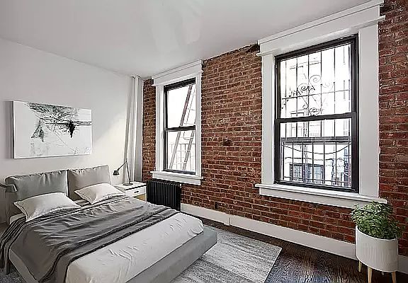 3rd image of 13 Essex St APT 17