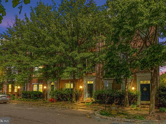 4th image of 5123 Knapp Pl