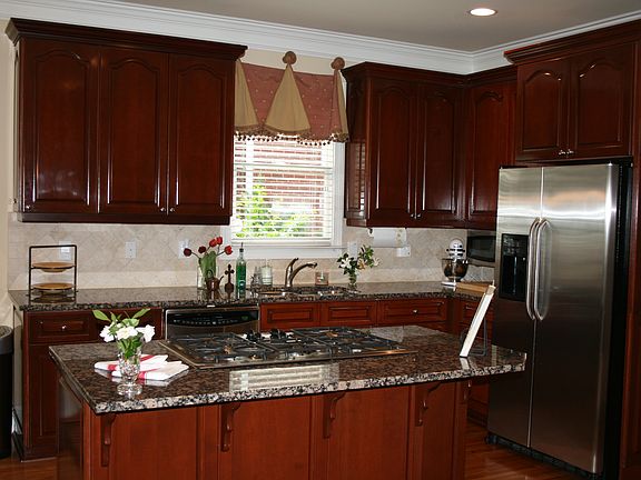 Kitchen Main Level