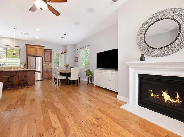 7077 Orchard Cir, Penryn, CA 95663