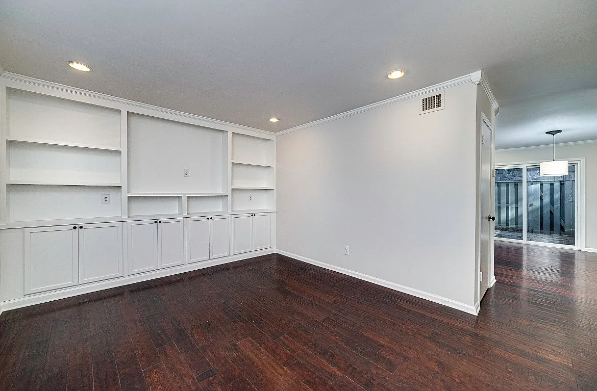 10 Arpege Way NW — Photo 3