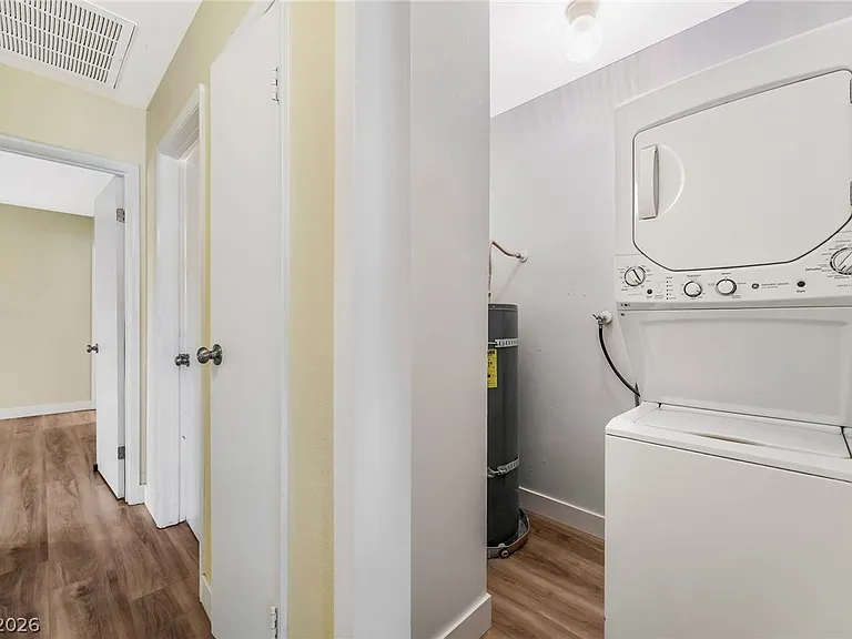 4156 Zavala St #3 — Photo 11