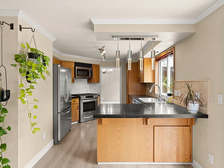 5560 SW 149th Ave — Photo 10