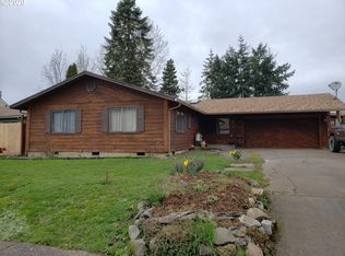 366 NE Oak St, Sheridan, OR