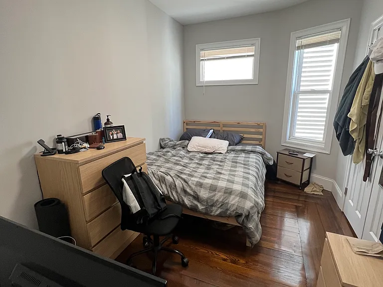 55 Mount Vernon St #3 — Photo 10