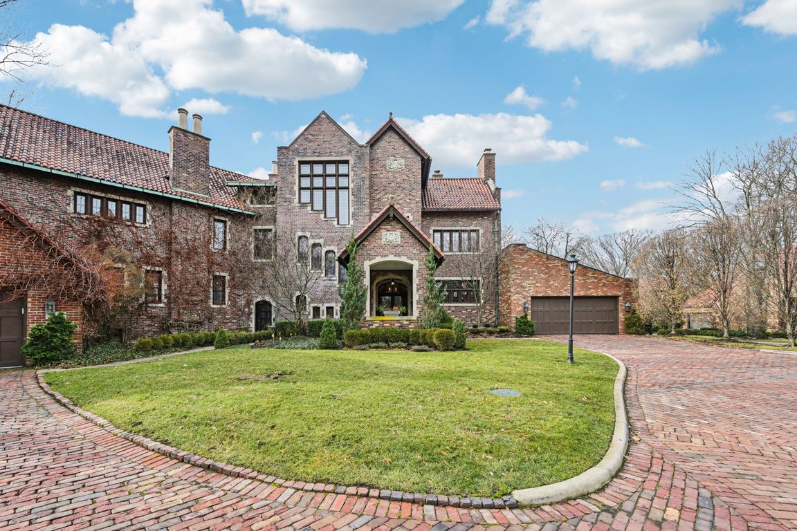 Roxbury Rd-S0901-001.jpg