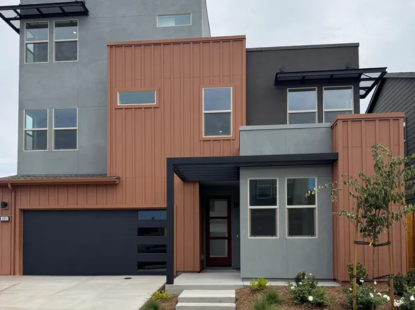 4951 Larkfield St, Dublin, CA 94568