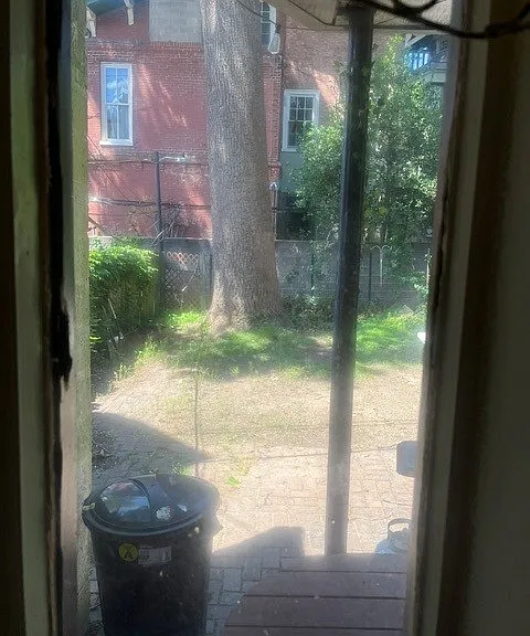 2039 Spring Garden St #1R — Photo 1