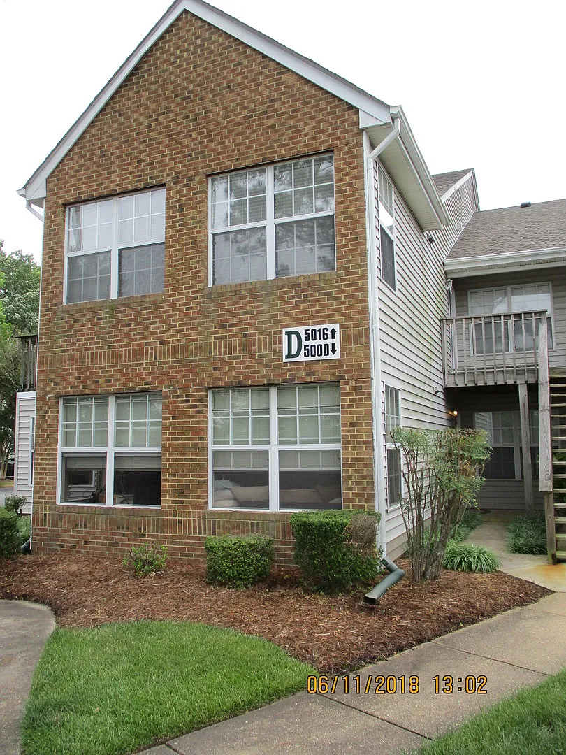 Glenwood — Photo 1