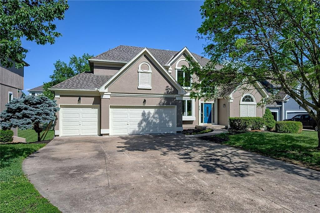 313 NE Oaks Ridge Dr, Lees Summit, MO 64064 MLS 2487047 Zillow