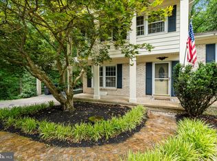 9850 Wellhouse Dr, White Plains, MD 20695