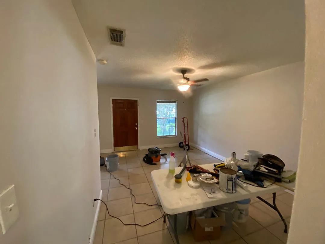 2 bed, 800 sqft, $1,500 — Photo 3