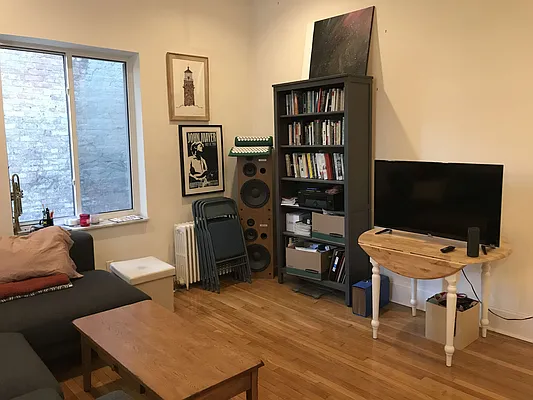 Rented by Georgine Podhorsky, LREB | media 11