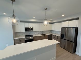 22 Brook St #506, Jersey City, NJ 07302
