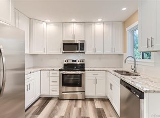 811 Uvalda St, Aurora, CO 80011