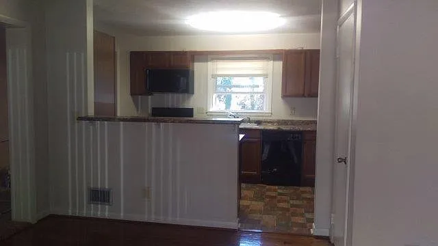 6324 Natha Ave — Photo 9