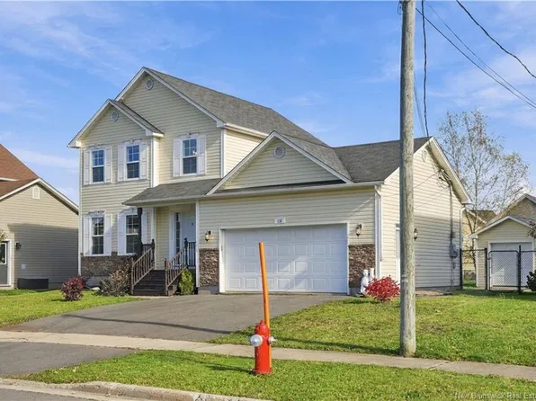 131 Teaberry Ave, Moncton, NB E1G 0E8