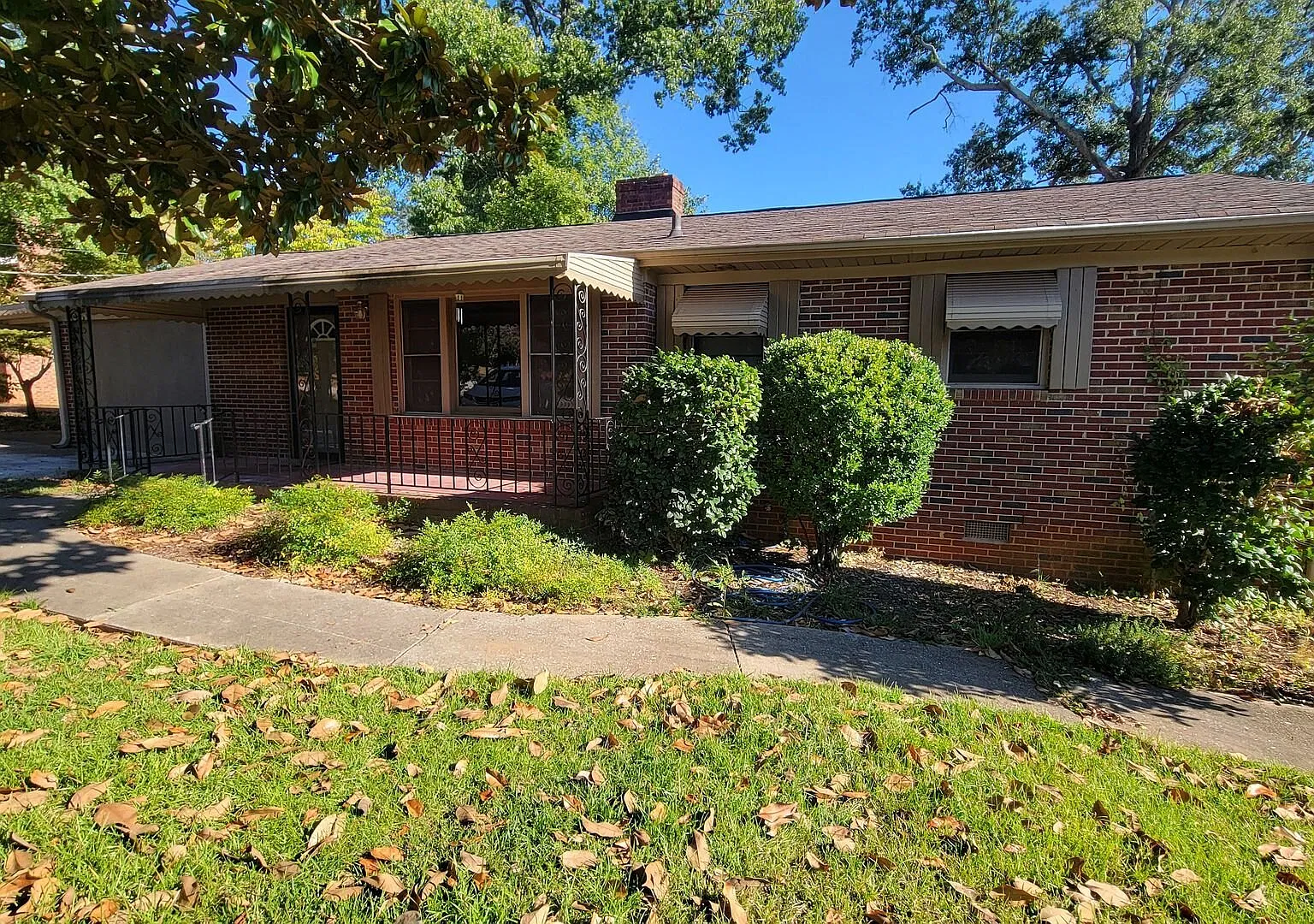 Remodeled 2 Bed, 1.5 Bath Home Near Augusta Road — Photo 1