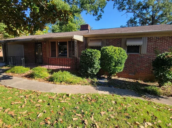 21 Maudie St, Greenville, SC 29605