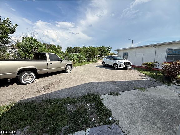 2nd image of 35 Andora St