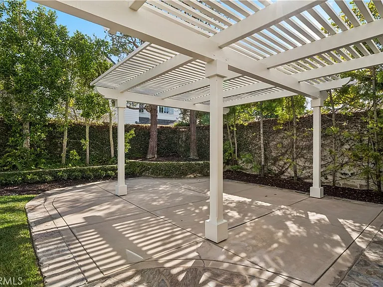 15 Jupiter Hills Dr — Photo 29