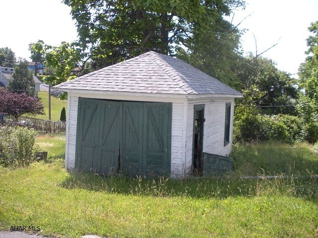 2nd image of 2307 14th Ave