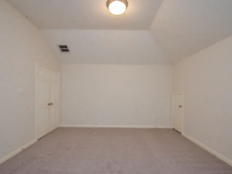 5218 Lacey Oak Meadow Dr — Photo 31