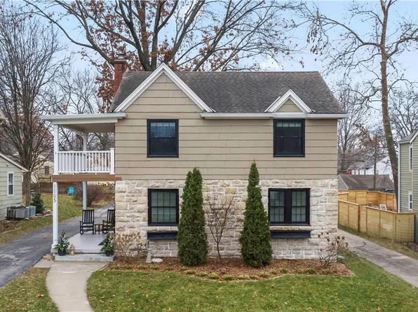 1105 W 77th Ter, Kansas City, MO 64114