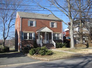 856 N Burlington St, Arlington, VA 22203