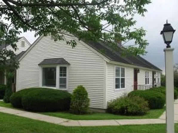 2 Evergreen Ln, Middlebury, VT 05753