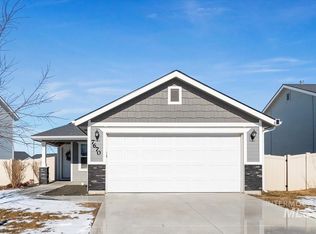 7670 E Declaration Dr, Nampa, ID 83687