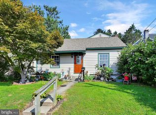 209 Wecaf Rd, New Holland, PA 17557