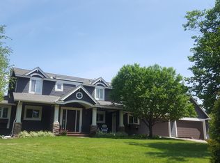 995 Wildhurst Trl, Mound, MN 55364