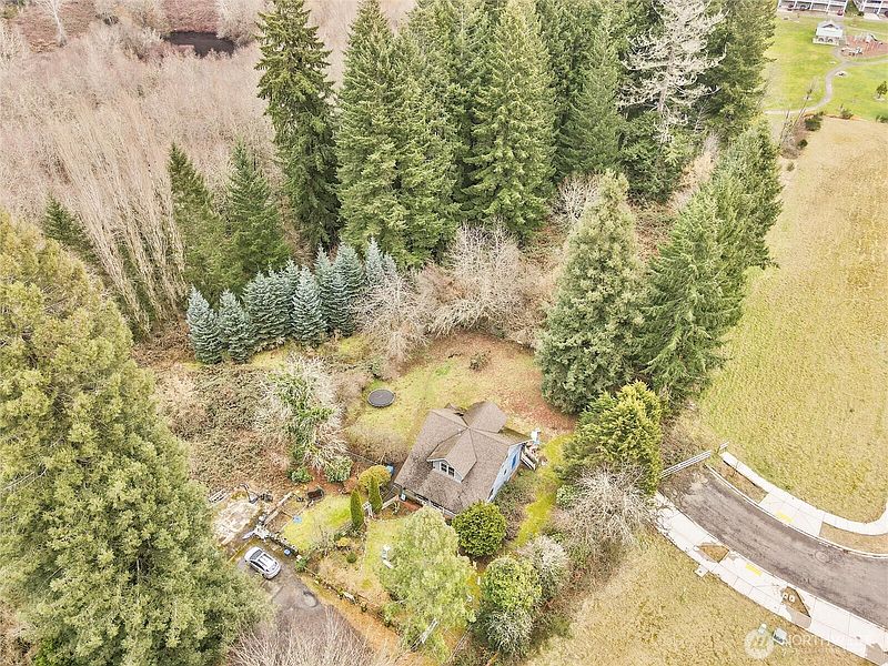2nd image of 4700 Delta Lane SE