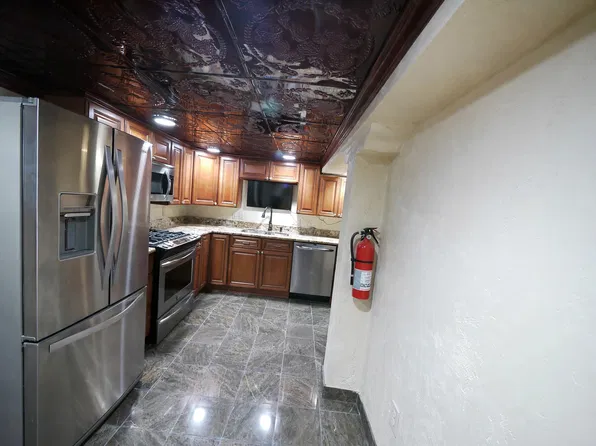 231 W Steuben St APT 4, Pittsburgh, PA 15205