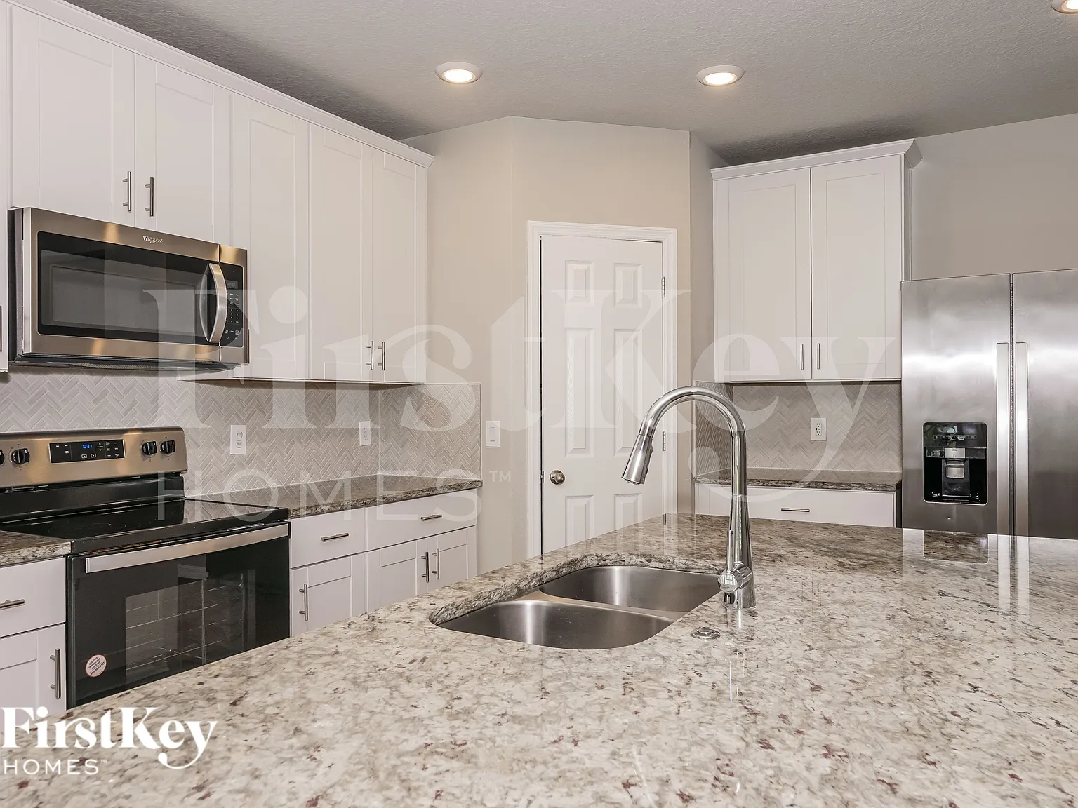 4 bed, 3.0 bath, 1988 sqft, $2,680 — Photo 4