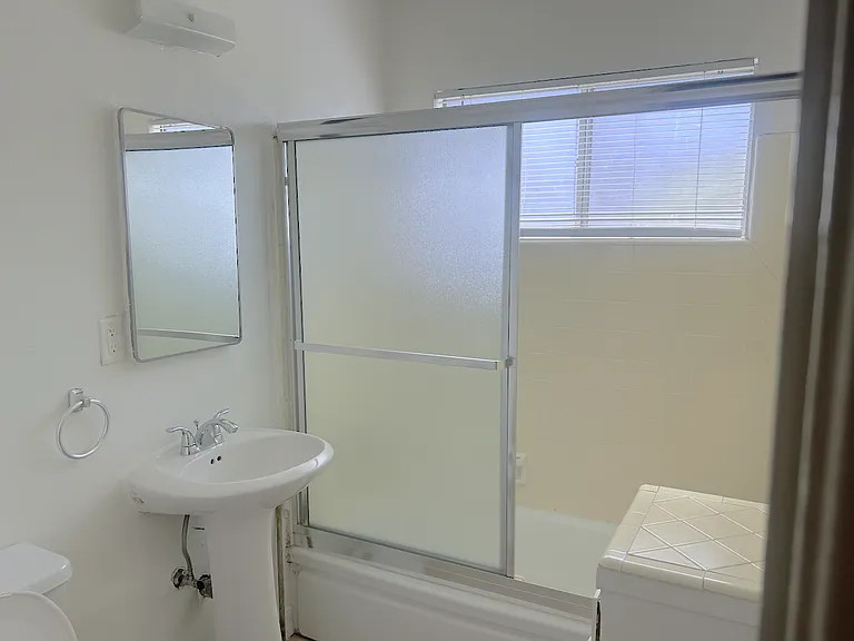 5160 Denny Ave #1 — Photo 9