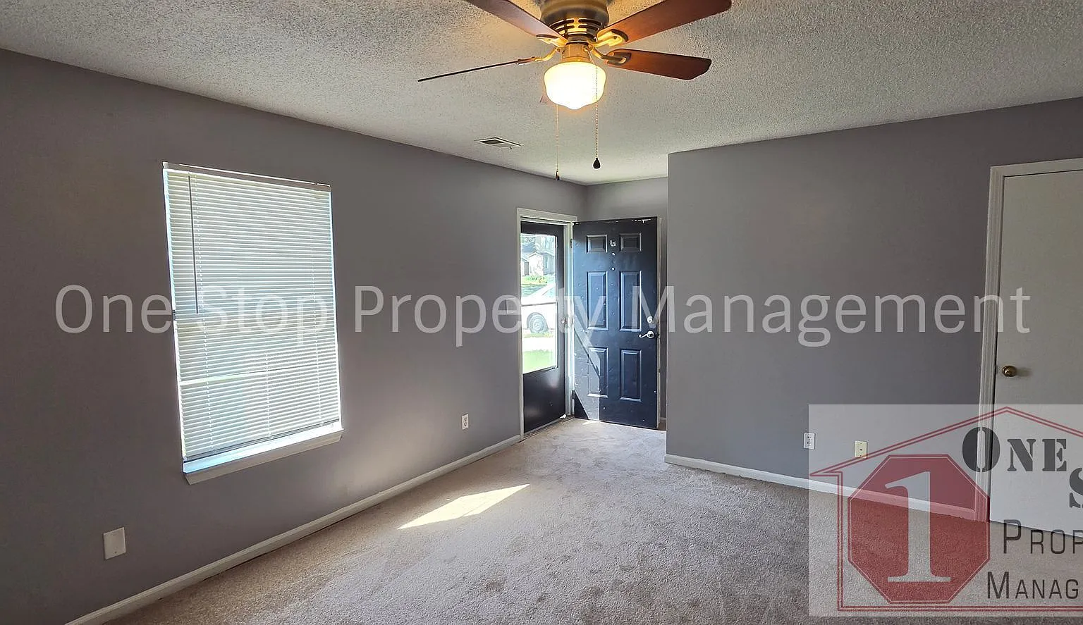 New Price! Duplex with 3 Bedroom, 1 Bathroom in Independence, MO! — Photo 4