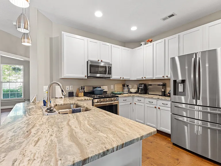 4581 Totteridge Ln — Photo 5